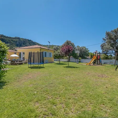 Iliachtida Studio-villas * Λευκάδα