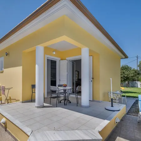 Iliachtida Studio-villas *