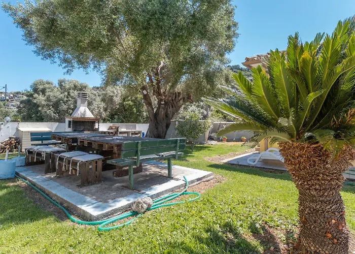 Iliachtida Studio-villas