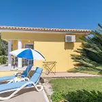 Casa de Férias Iliachtida Studio-villas Lefkáda