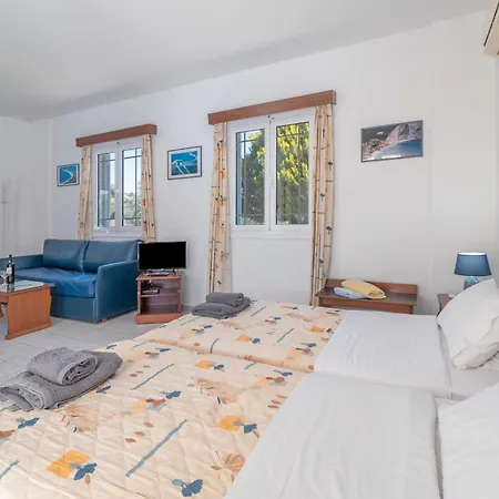 Iliachtida Studio-villas Lefkáda