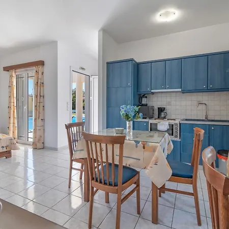 Iliachtida Studio-villas Сasa de vacaciones