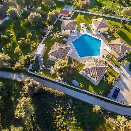 Iliachtida Studio-villas Lefkáda