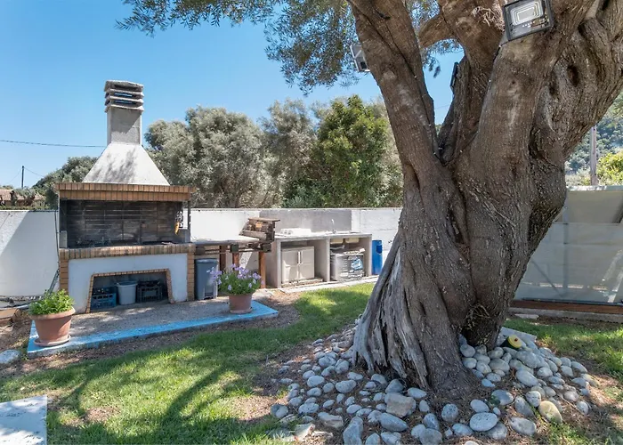 Iliachtida Studio-villas *